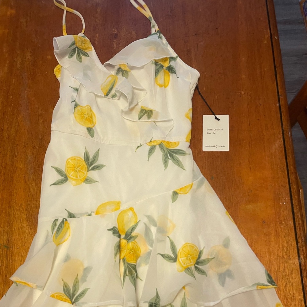 Japan lightweight lemon dress size M